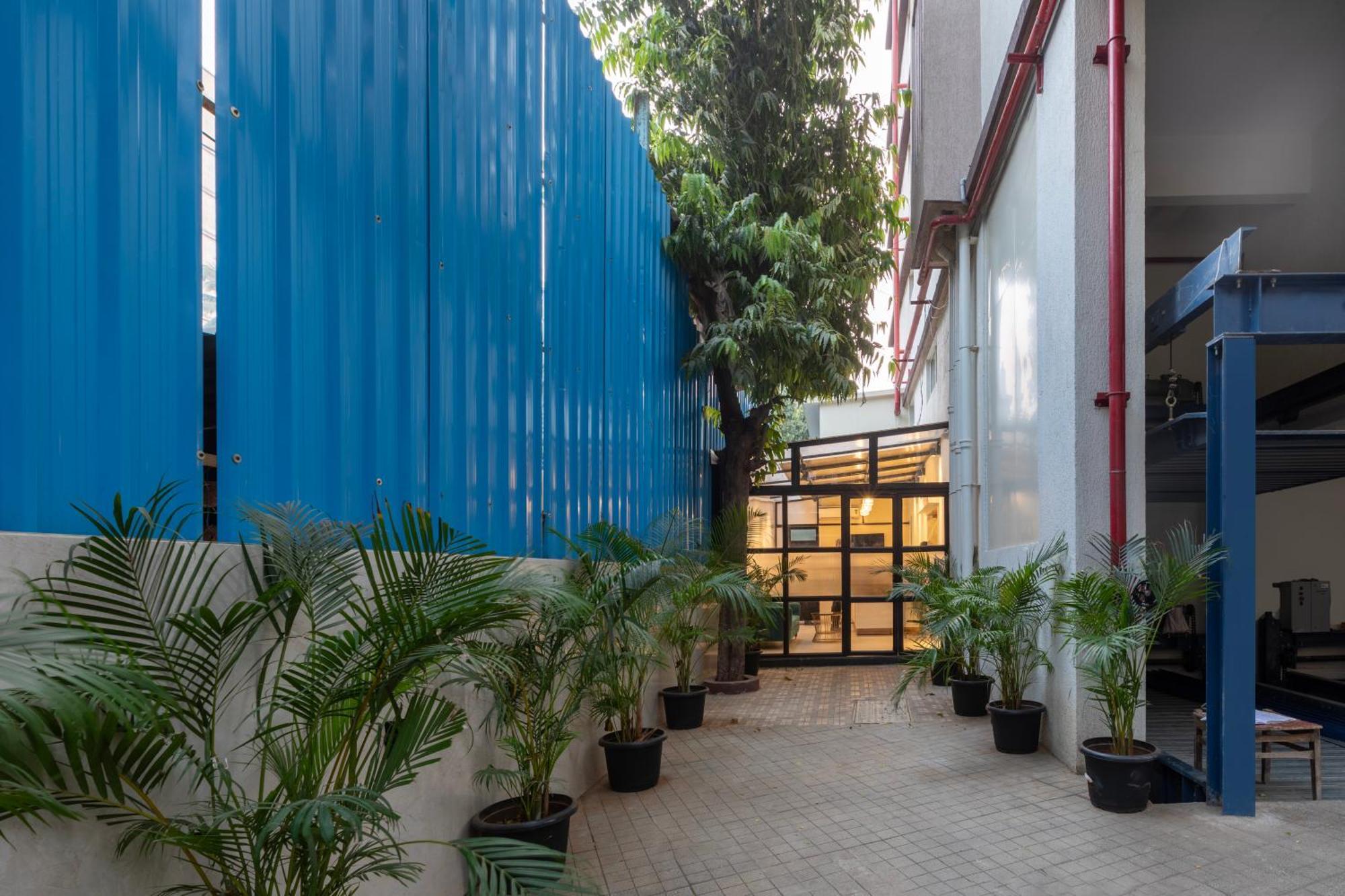 The Orion Premium Suites Bombay Exterior foto