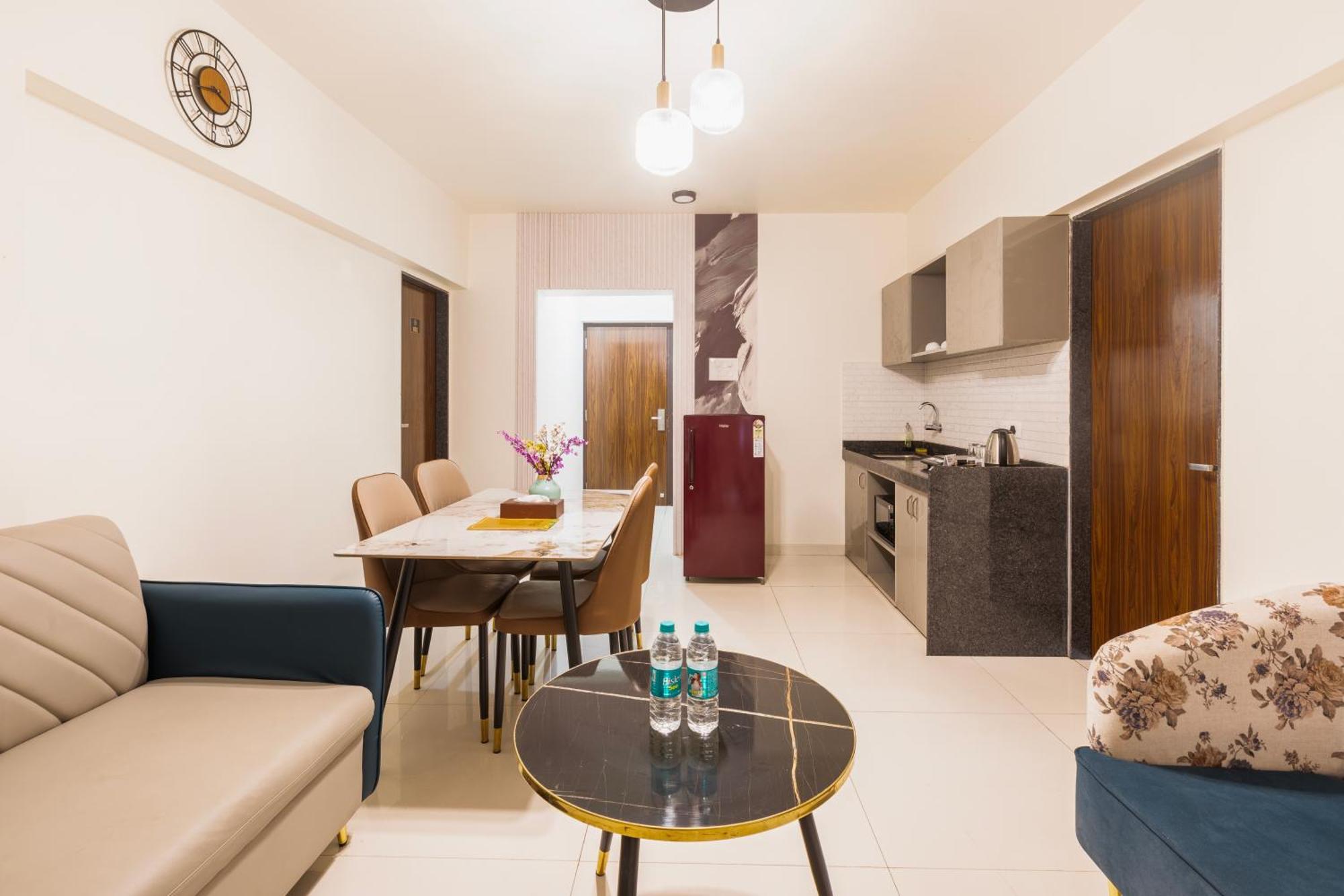 The Orion Premium Suites Bombay Exterior foto