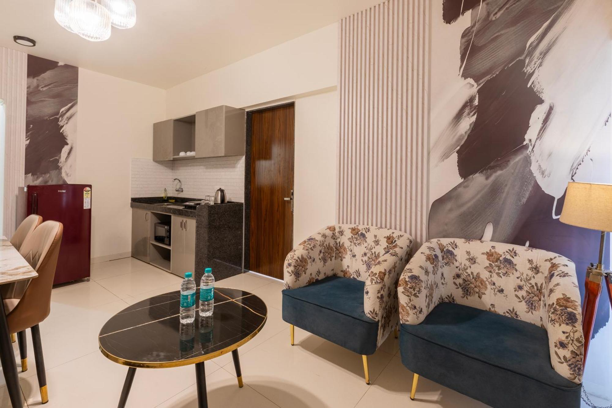 The Orion Premium Suites Bombay Exterior foto